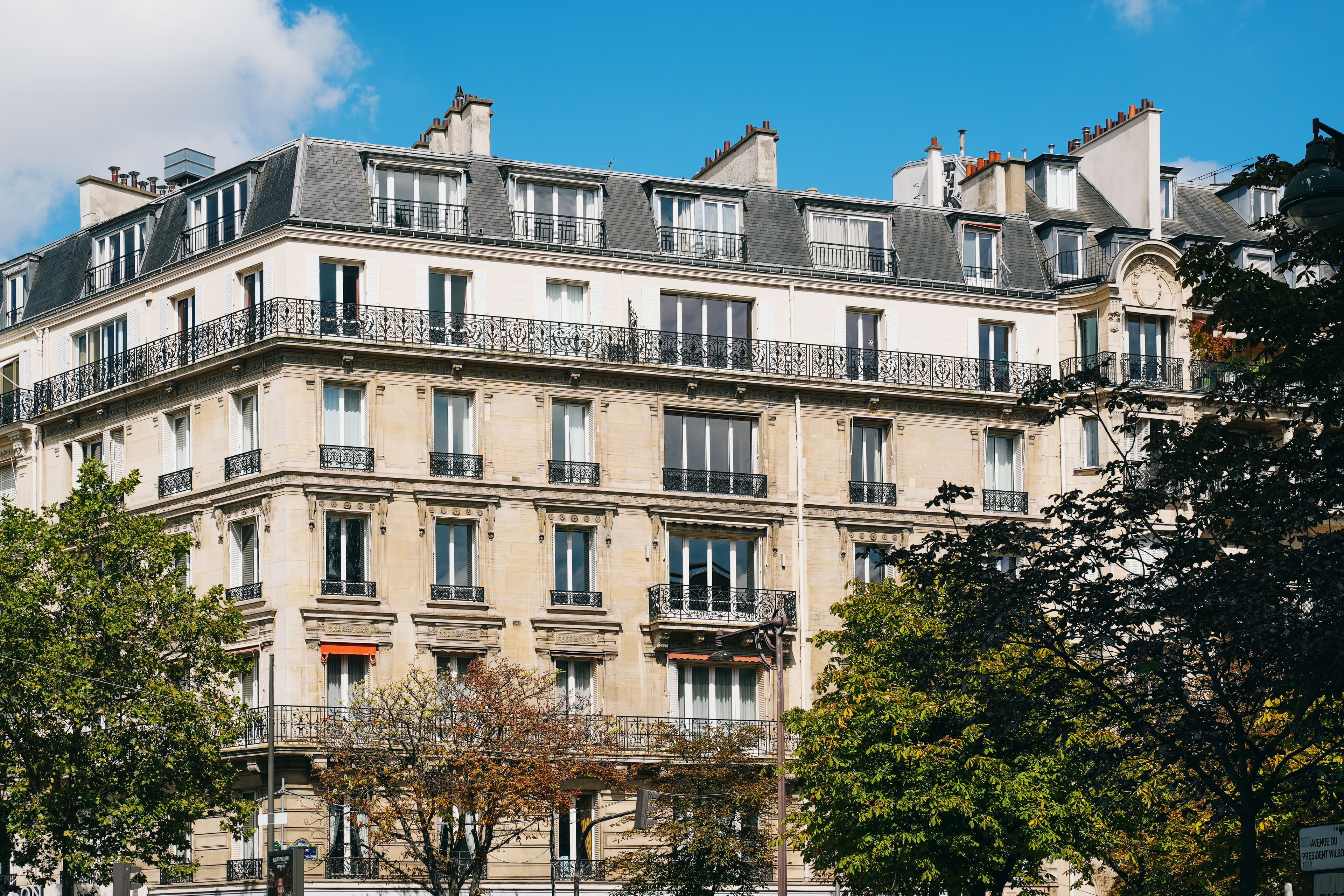 Investir dans l'ancien : le guide des quartiers